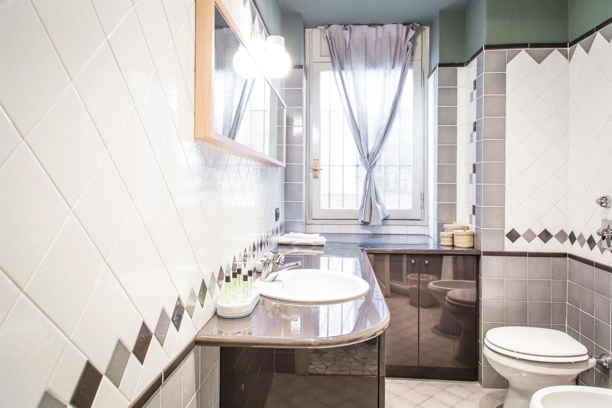 Margreth Apartment Милан Экстерьер фото